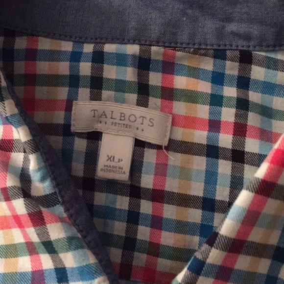 Button up blouse - Picture 2 of 2